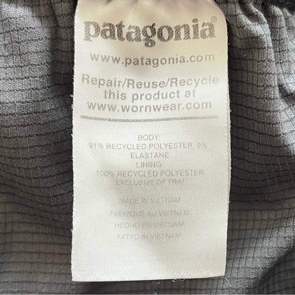 PATAGONIA Men's Nine Trails Shorts--8" Size XL - Picture 5 of 9